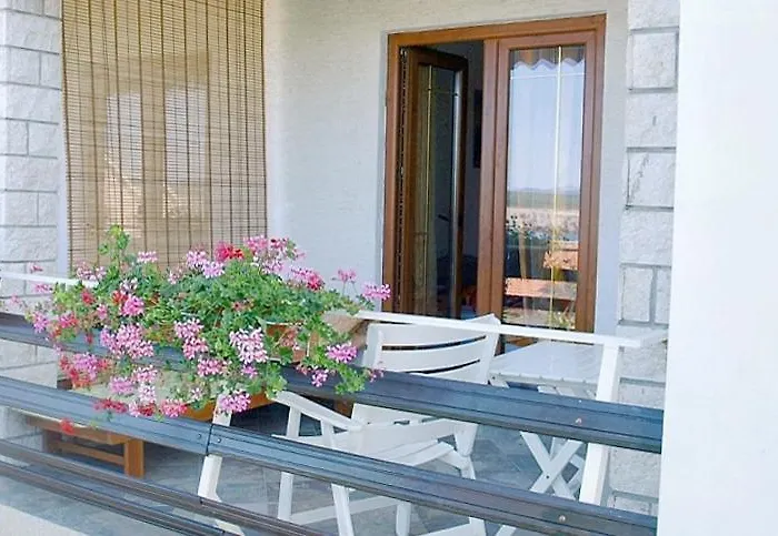 Apartments With Parking Space Jadranovo, Crikvenica - 2377 Apartment